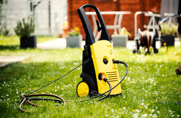 Best Animal Enclosure Cleaning  in Halfway House, PA